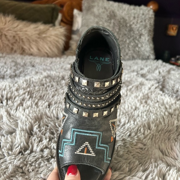 Lane Aztec Peep Toe - Picture 8 of 8